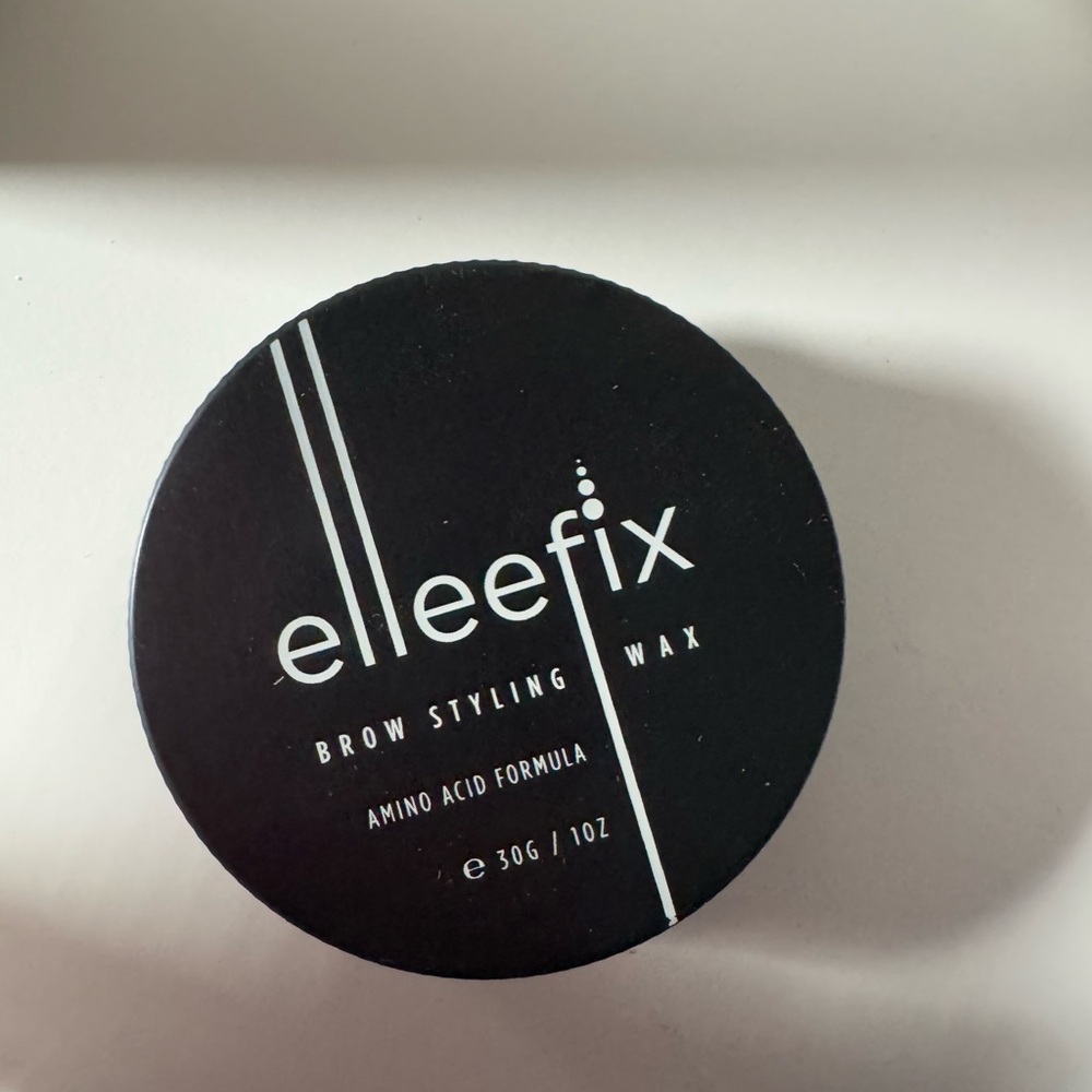 Brow Styling Wax - Black Elleebana Professional Brow Product
